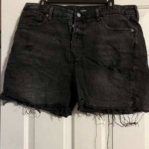 Old Navy black shorts